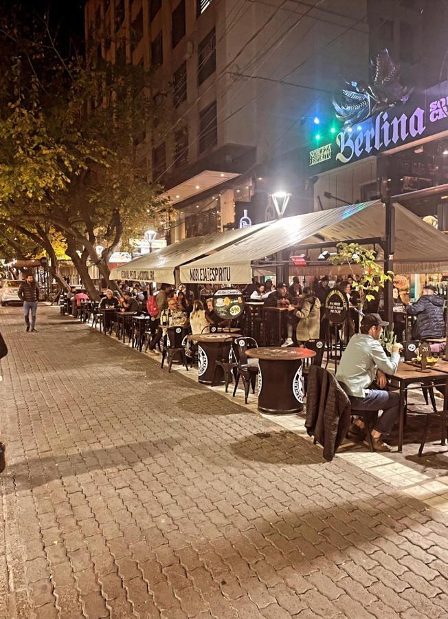 Апартаменты Departamento En Peatonal Мендоса Экстерьер фото